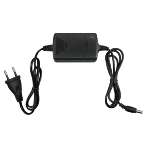 MARCA BLANCA - Alimentador electrónico - 12 V / 1500 mA - Formato con cable alargador - 32 (Al) x 47 (An) (DC1215B)